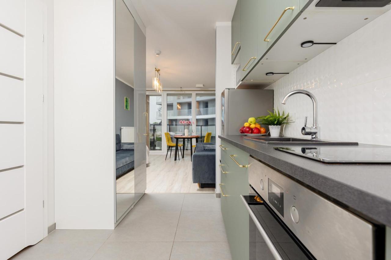 Studio With Balcony Warsaw Kokoryczki By Noclegi Renters エクステリア 写真