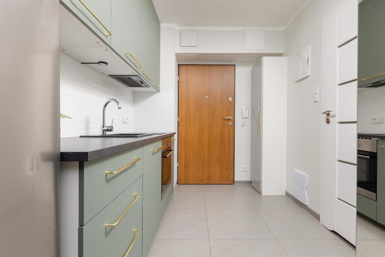 Studio With Balcony Warsaw Kokoryczki By Noclegi Renters エクステリア 写真